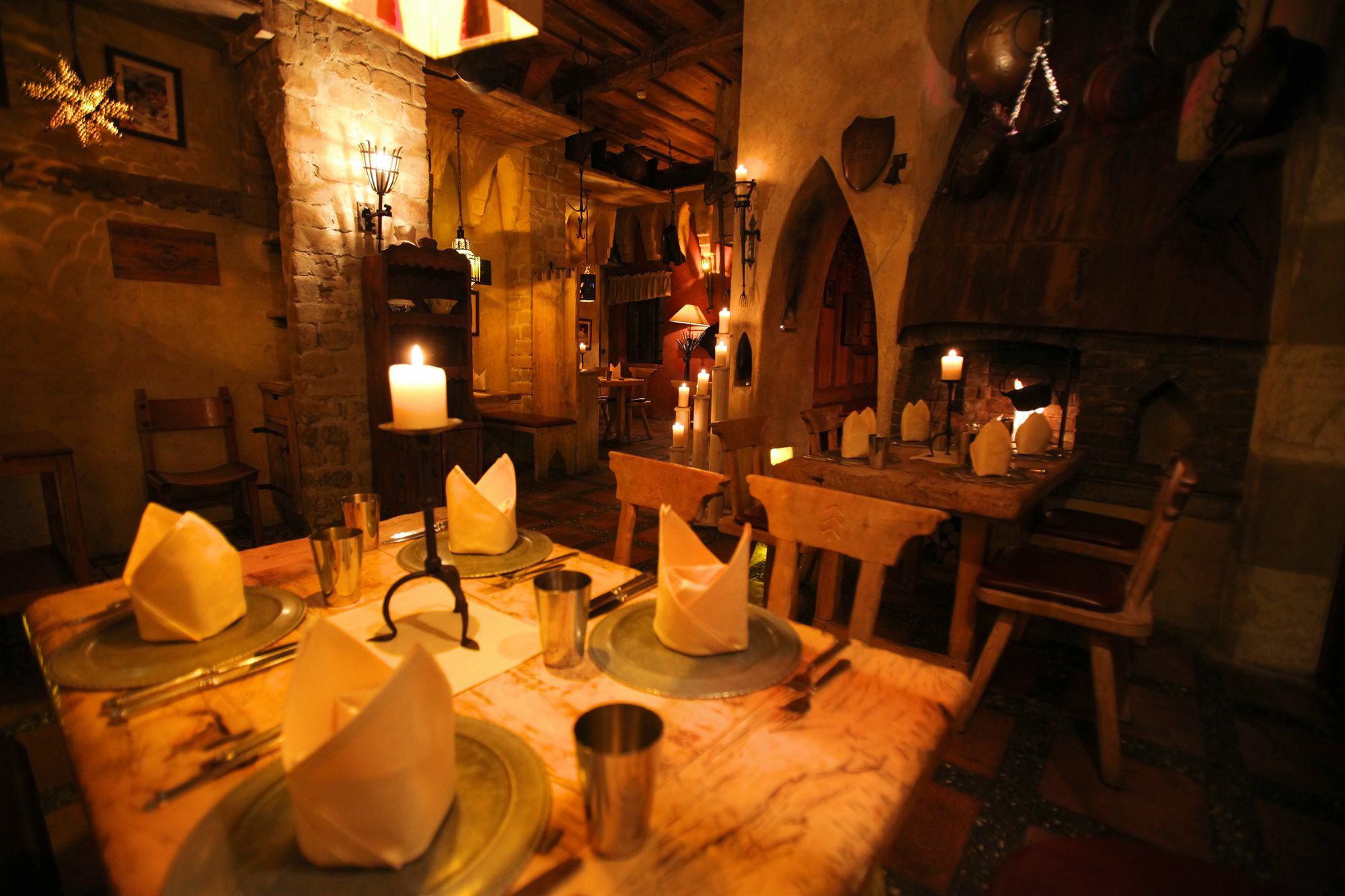 4-Sterne Burghotel Castillo Alcazar, Europa-Park Freizeitpark & Erlebnis-Resort Руст Экстерьер фото